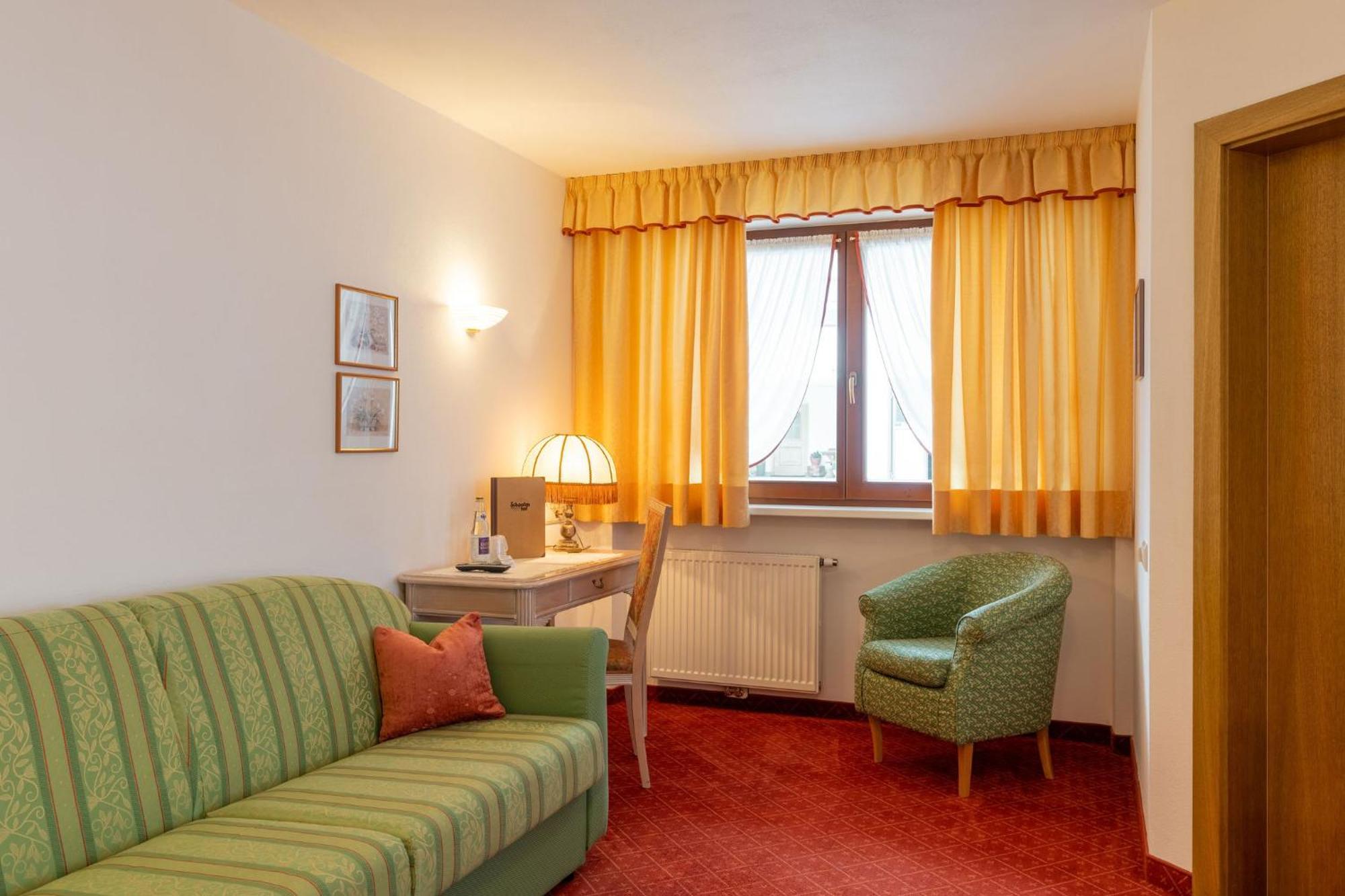 Schopfenhof Hotel 4*
