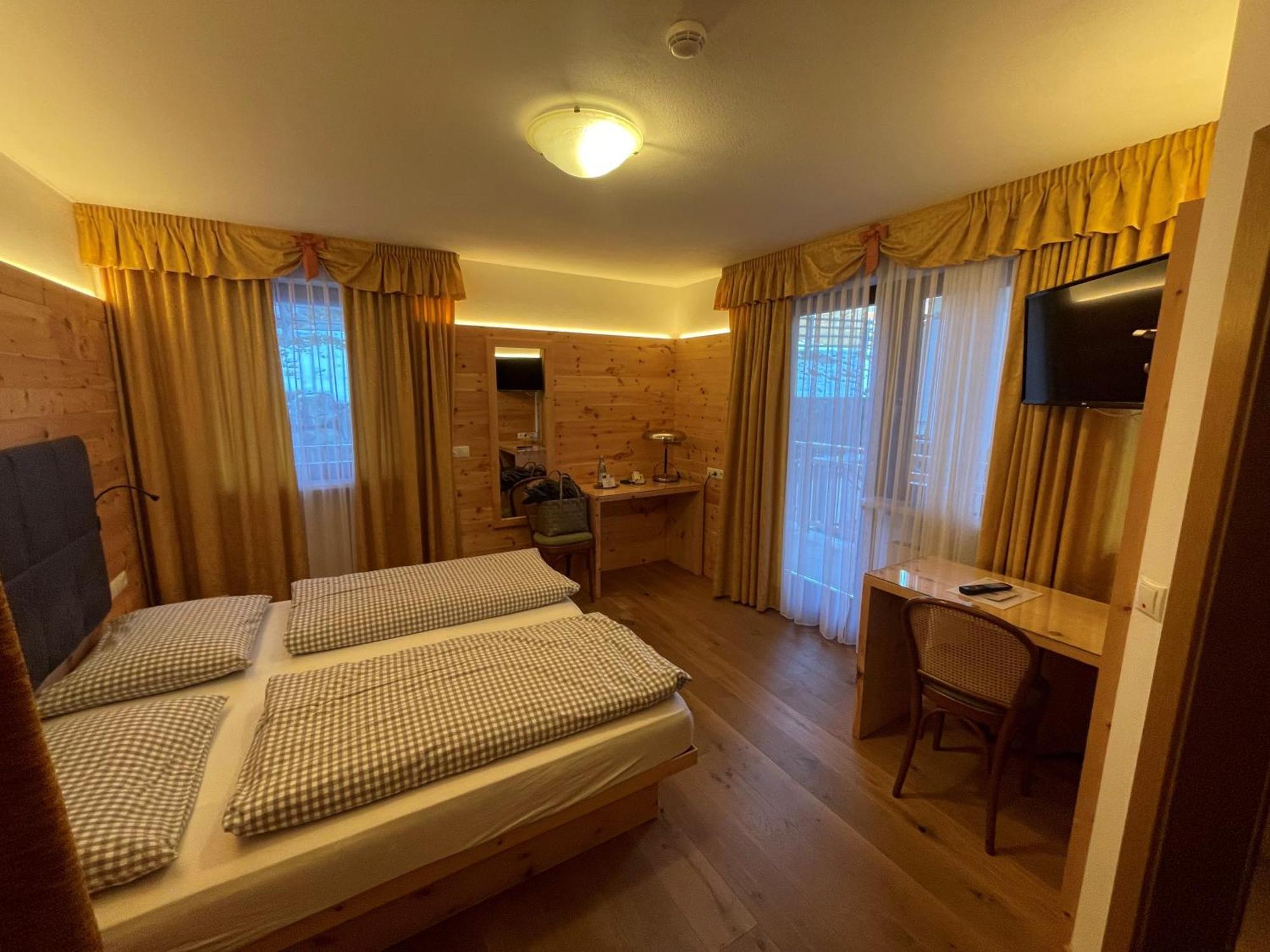 Schopfenhof Hotel 4*