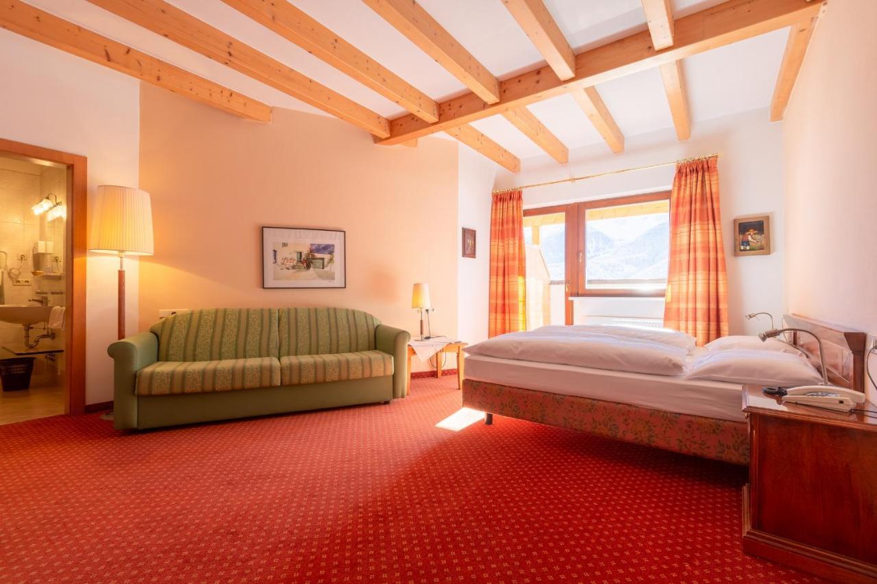 Schopfenhof 4*